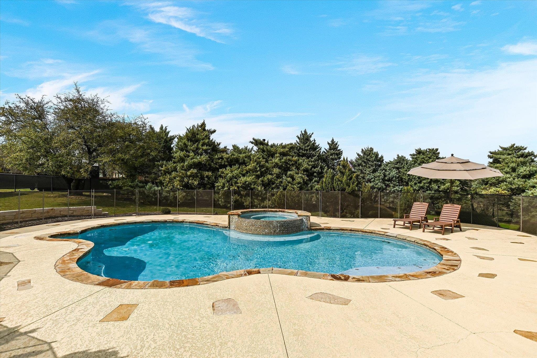 604 Lake Side Cv, Georgetown, TX 78628