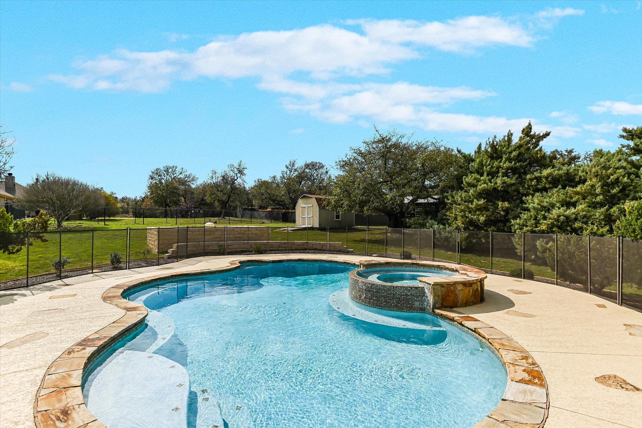 604 Lake Side Cv, Georgetown, TX 78628