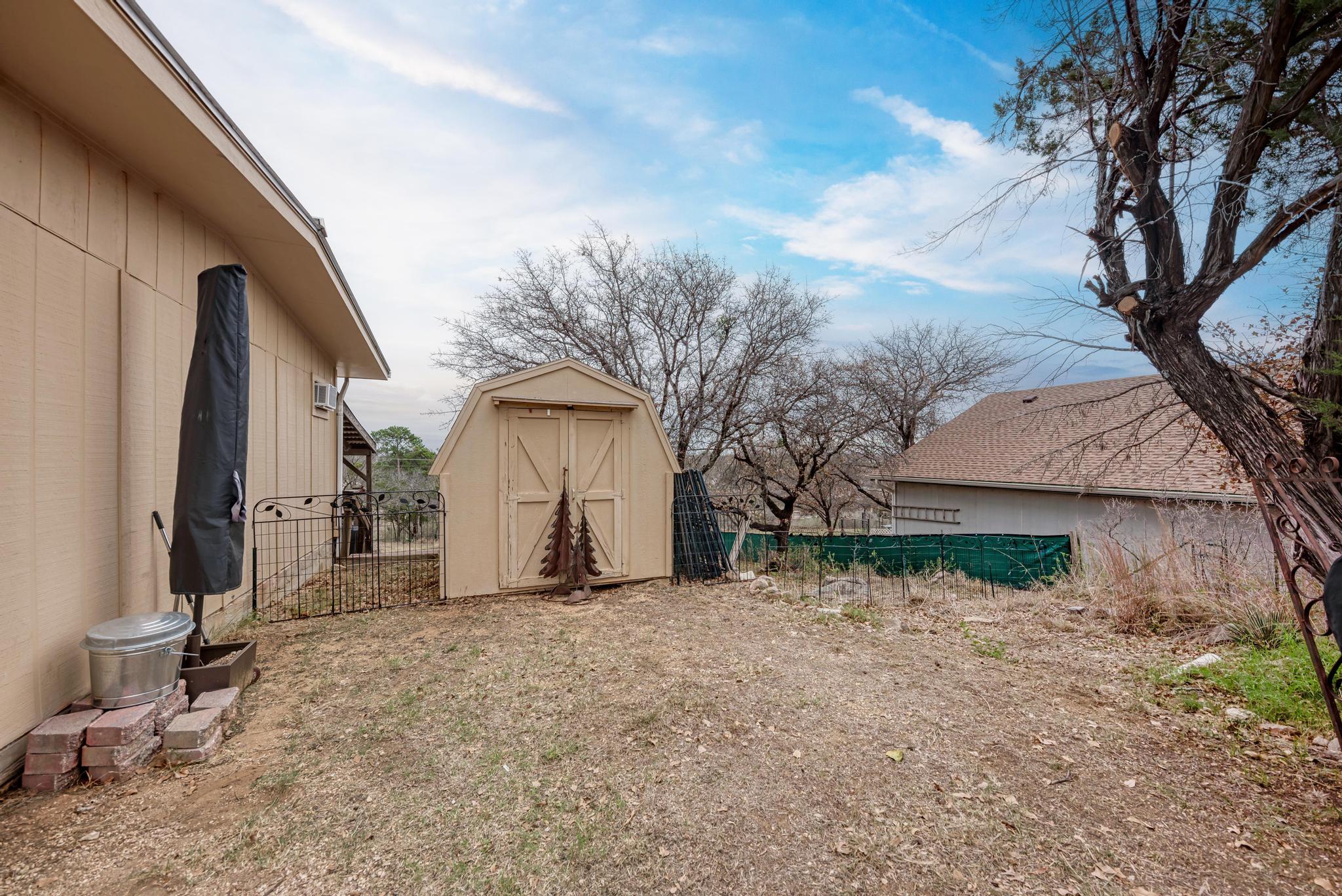 125 Winding Way, Sunrise Beach, TX 78643