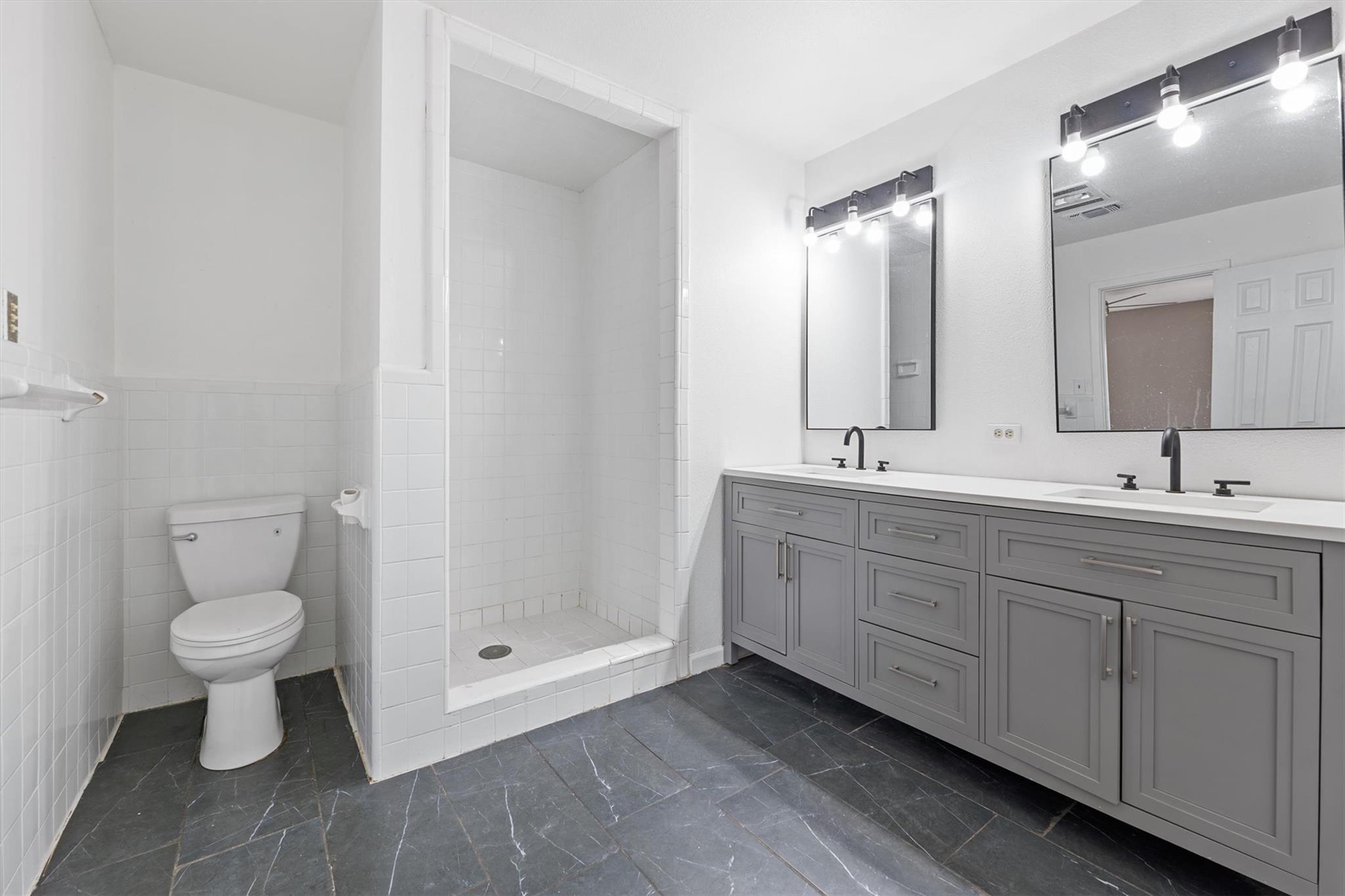 1106 Hackberry Dr, Marble Falls, TX 78654