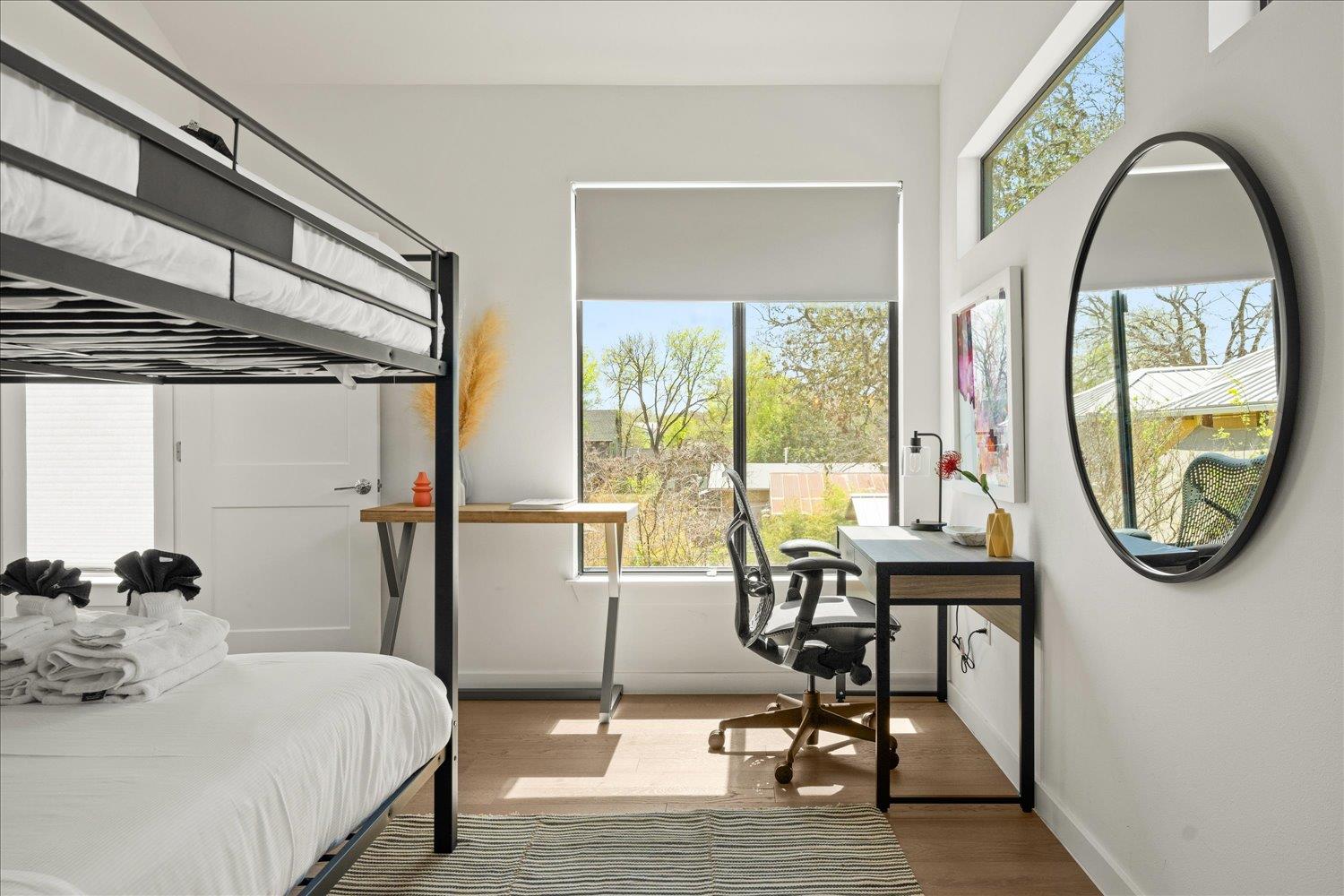 2214 S 3rd St # B, Austin, TX 78704