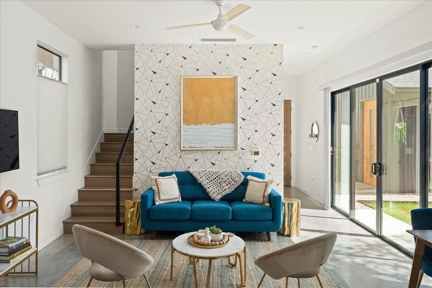 2214 S 3rd St # B, Austin, TX 78704