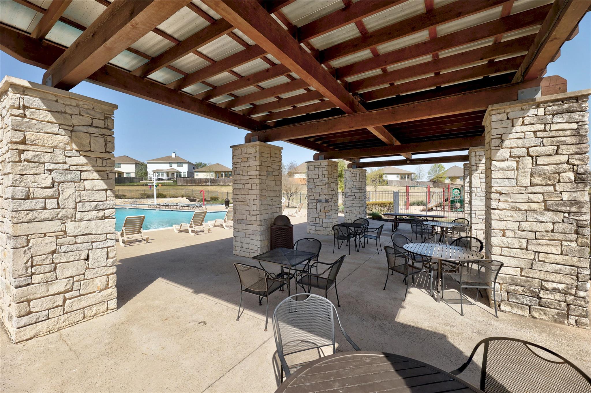 304 Quarry Ln, Liberty Hill, TX 78642