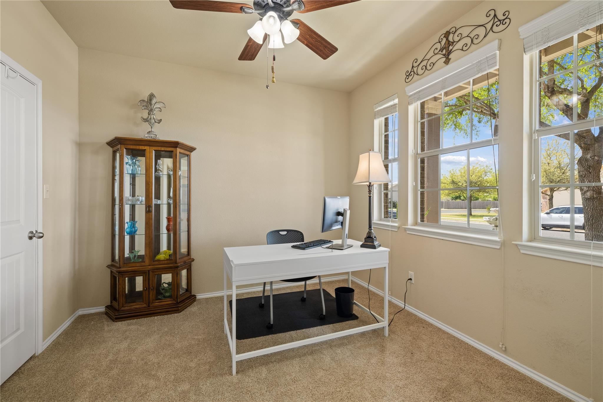 304 Quarry Ln, Liberty Hill, TX 78642