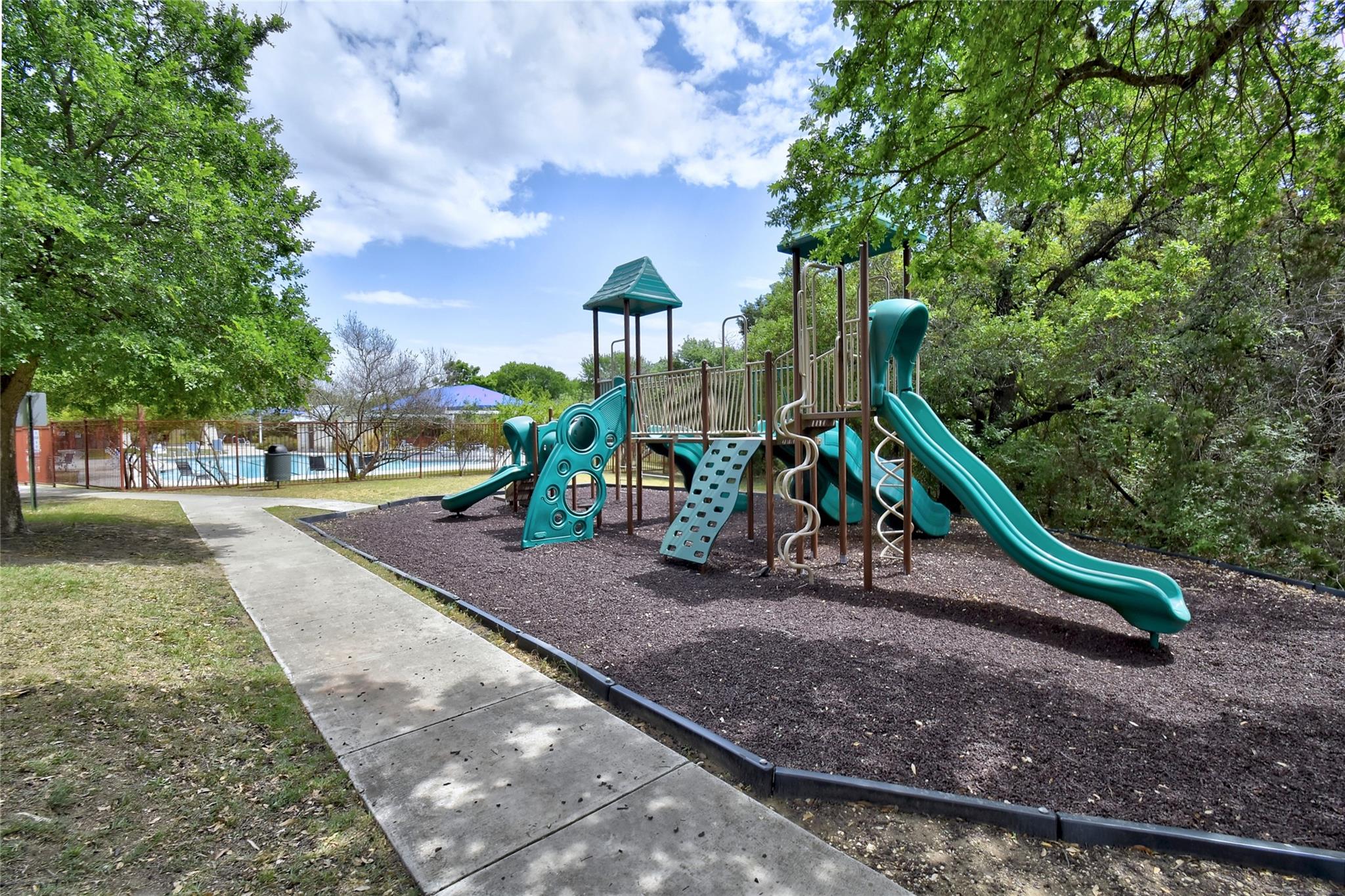 304 Quarry Ln, Liberty Hill, TX 78642