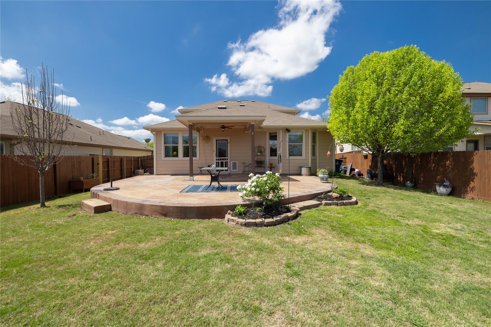 304 Quarry Ln, Liberty Hill, TX 78642