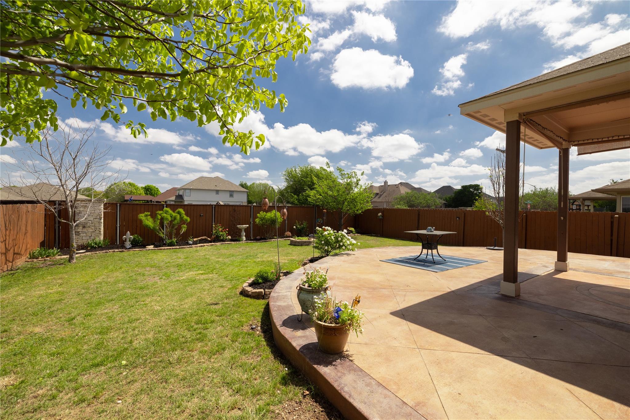 304 Quarry Ln, Liberty Hill, TX 78642