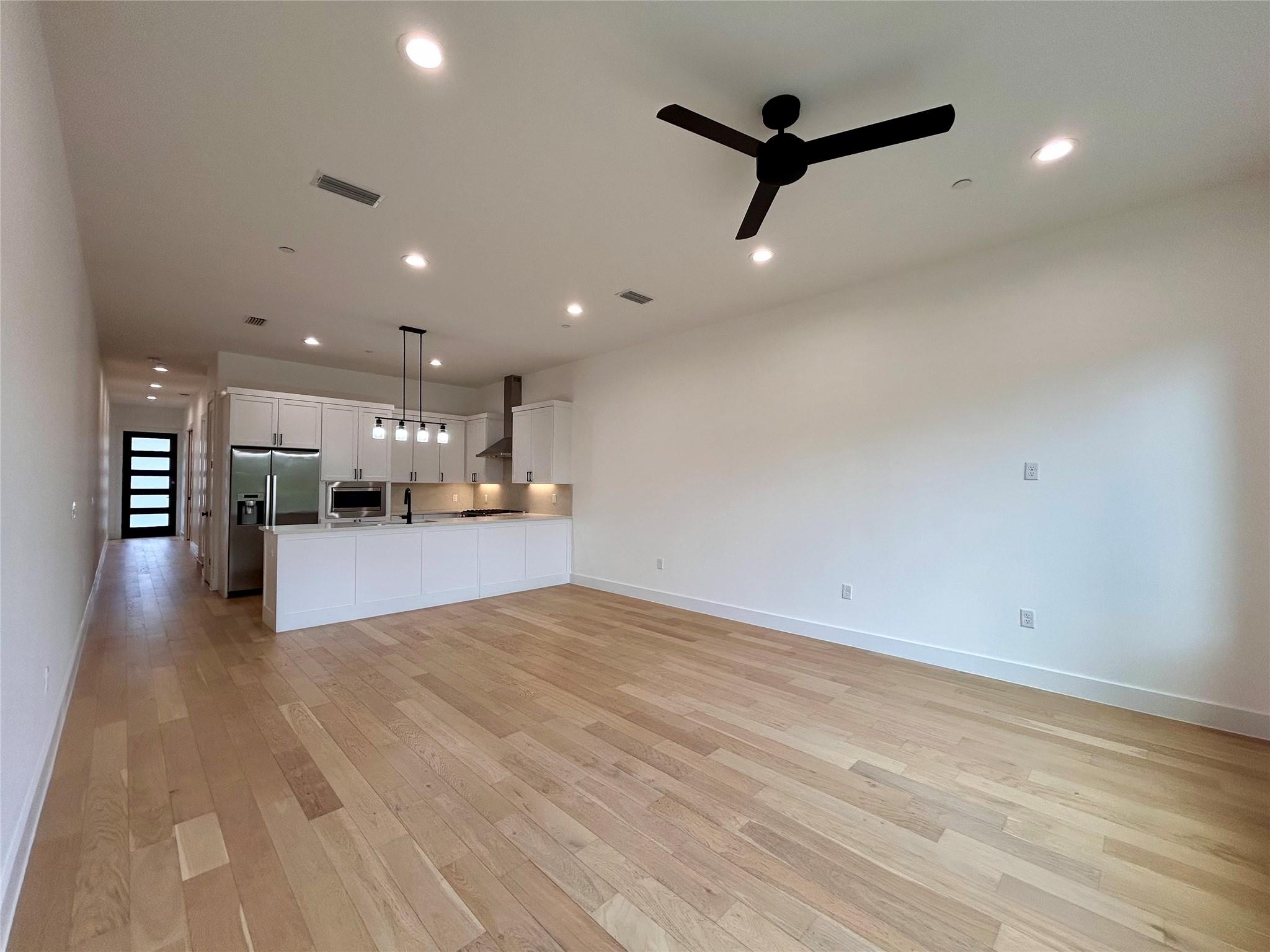 4010 Clawson Rd # 9, Austin, TX 78704