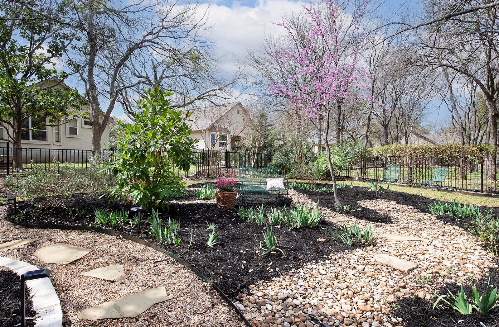 290 Whispering Wind Dr, Georgetown, TX 78633