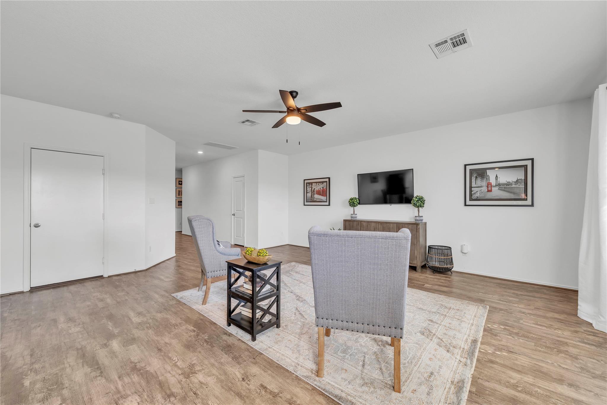 752 Circle Way # 35H, Jarrell, TX 76537