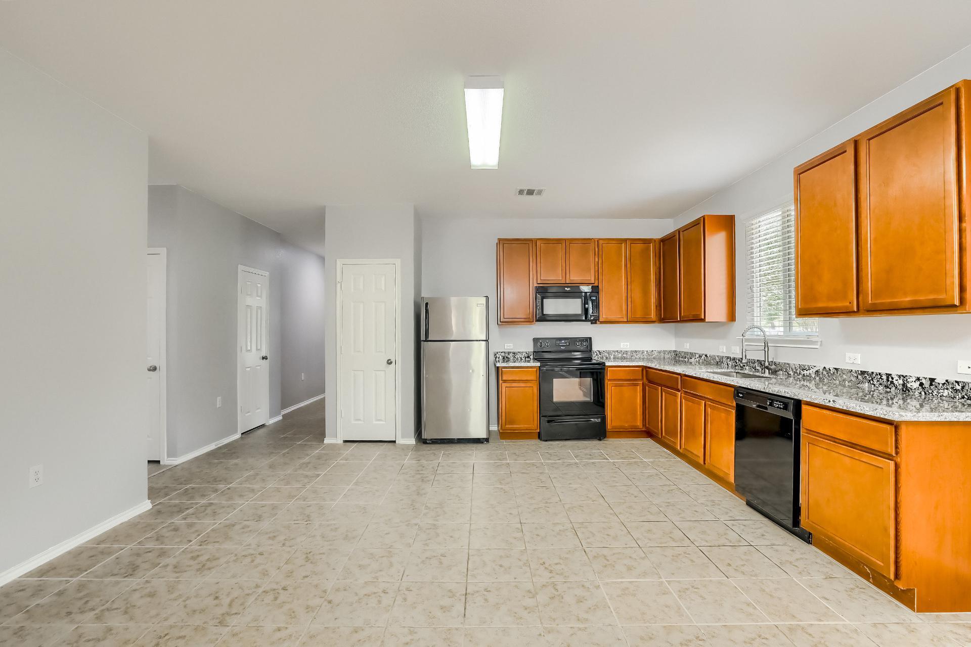 9008 Tall Sky Trce, Austin, TX 78724