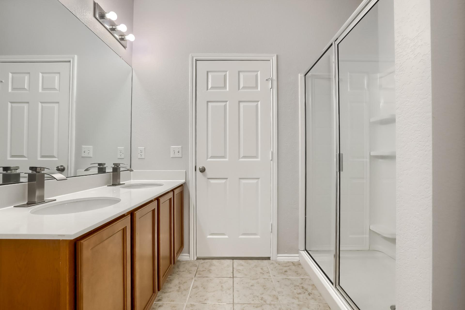 9008 Tall Sky Trce, Austin, TX 78724