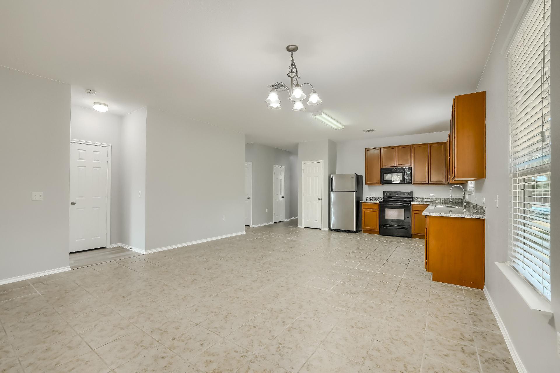 9008 Tall Sky Trce, Austin, TX 78724