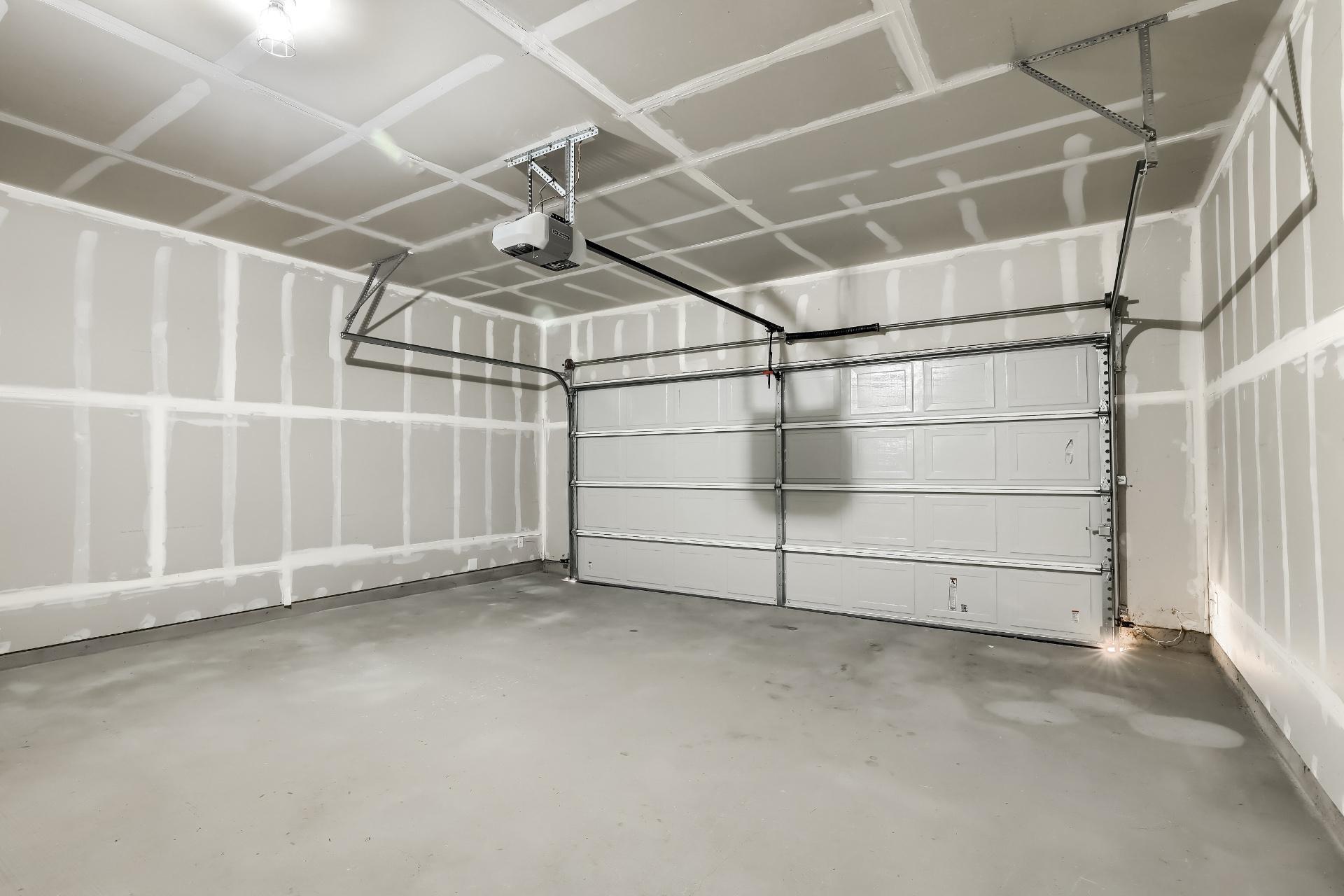 9008 Tall Sky Trce, Austin, TX 78724