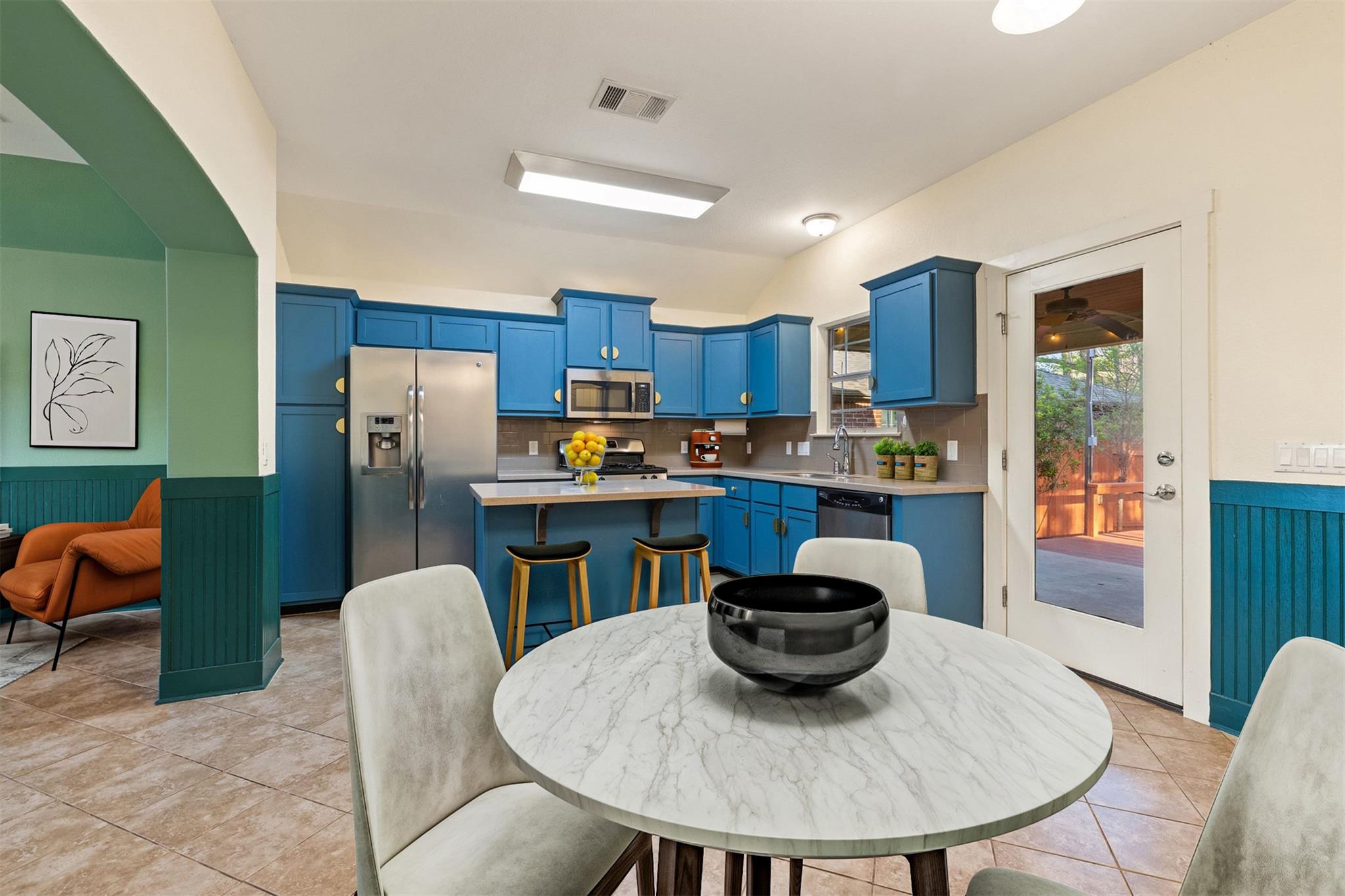 7000 Bay City Bnd, Austin, TX 78725