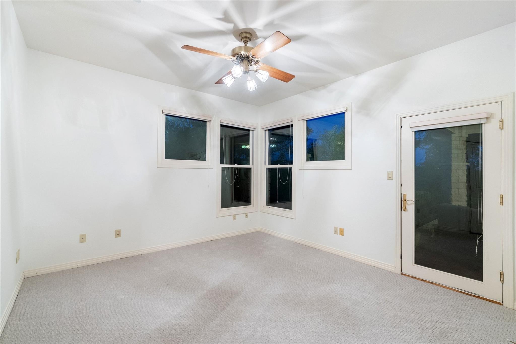 213 El Rio Dr, Lakeway, TX 78734