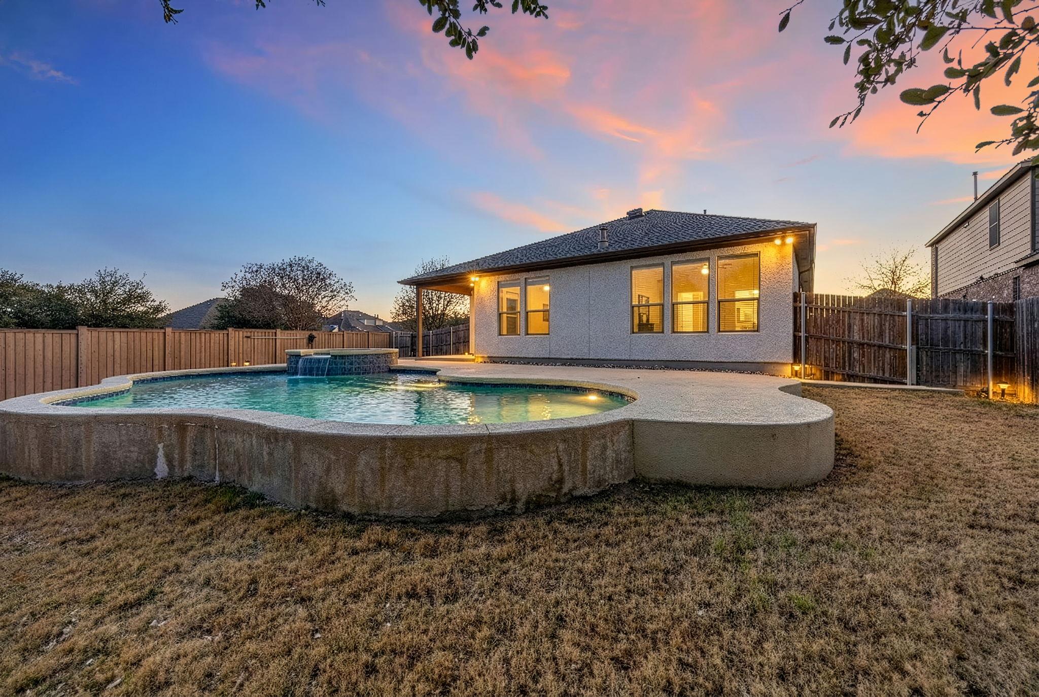 2040 Elaina Loop, Leander, TX 78641