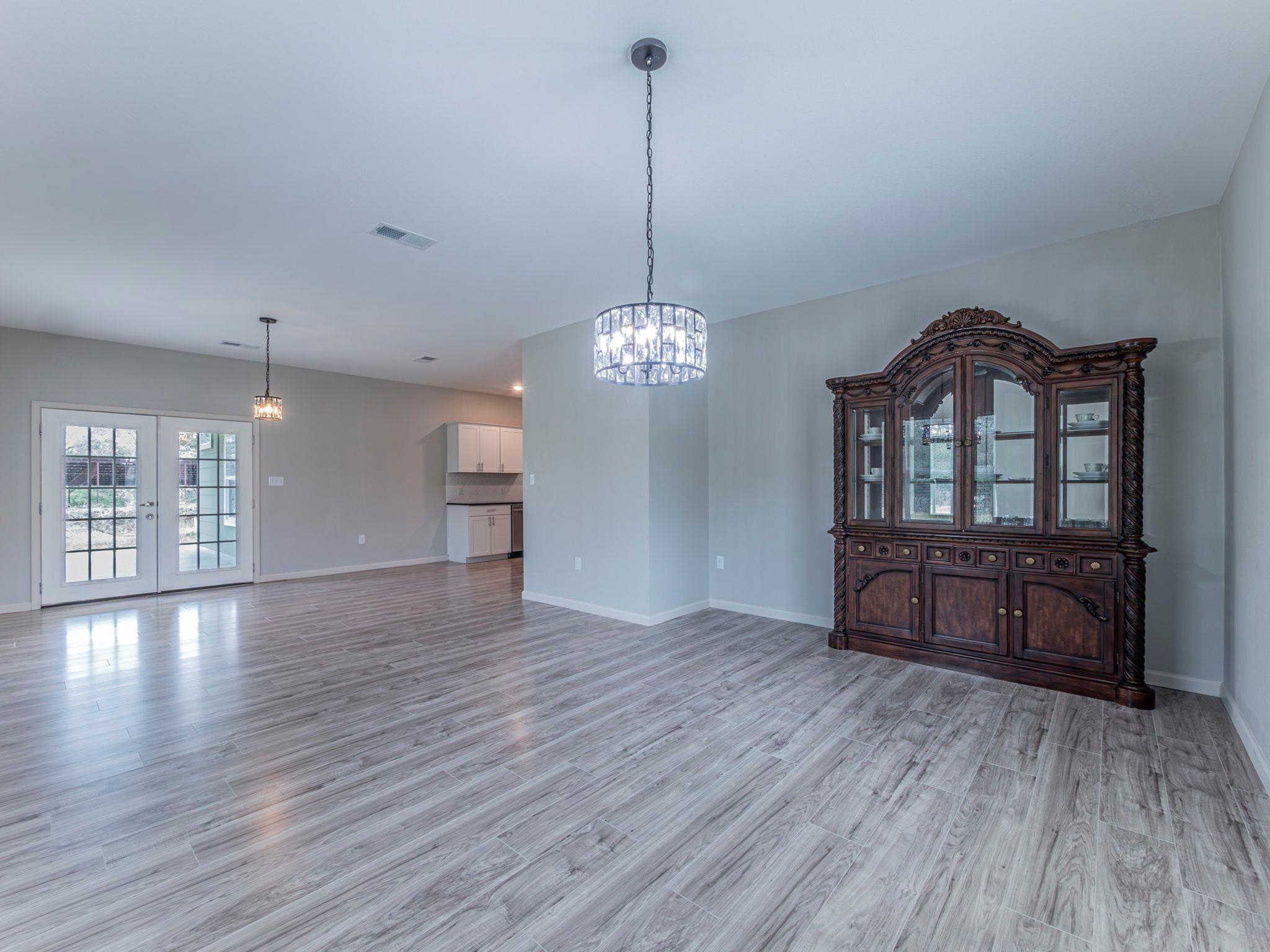 1597 County Road 314, Lexington, TX 78947