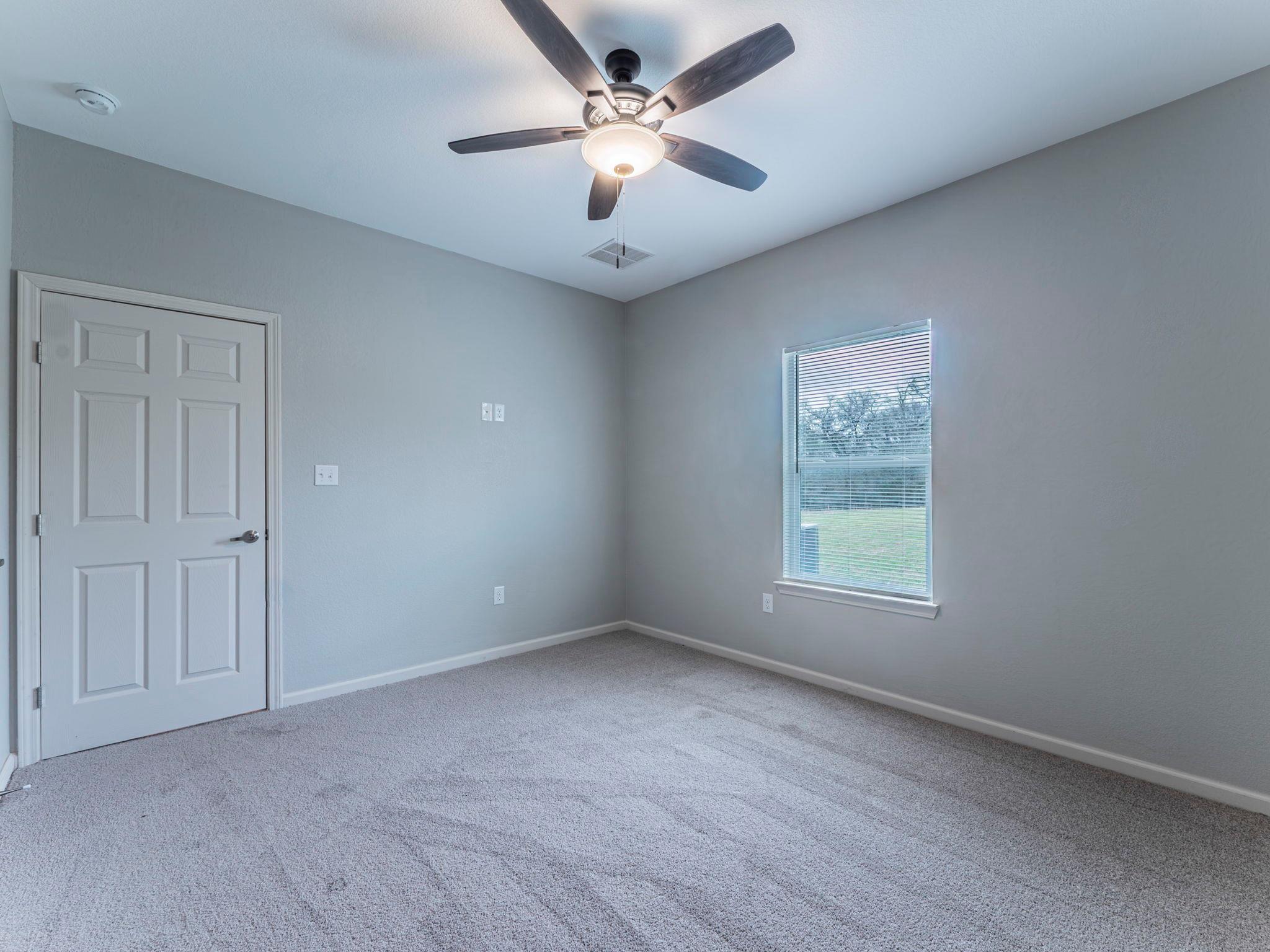 1597 County Road 314, Lexington, TX 78947