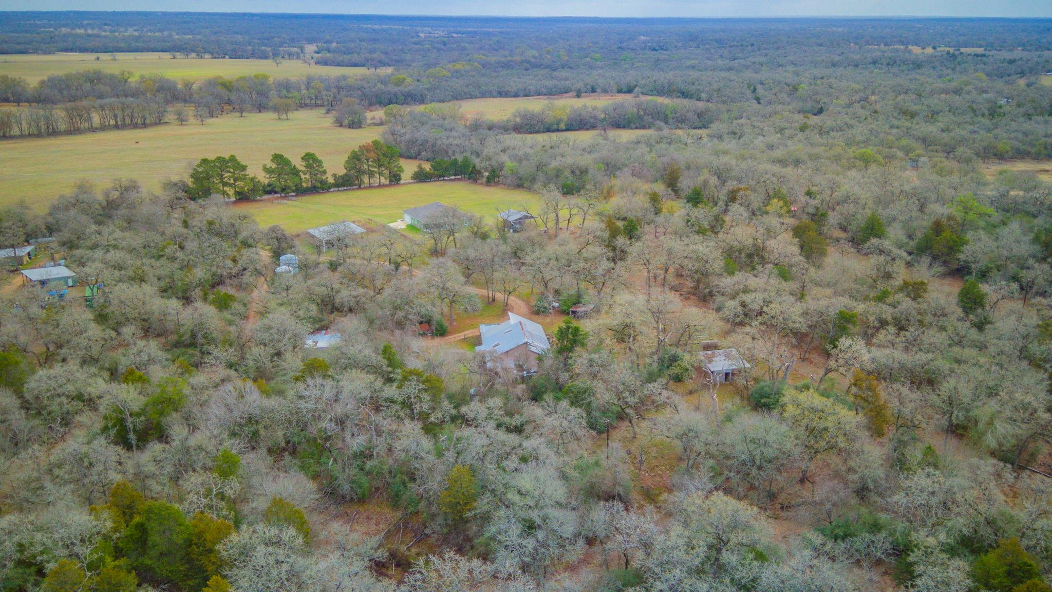 1597 County Road 314, Lexington, TX 78947