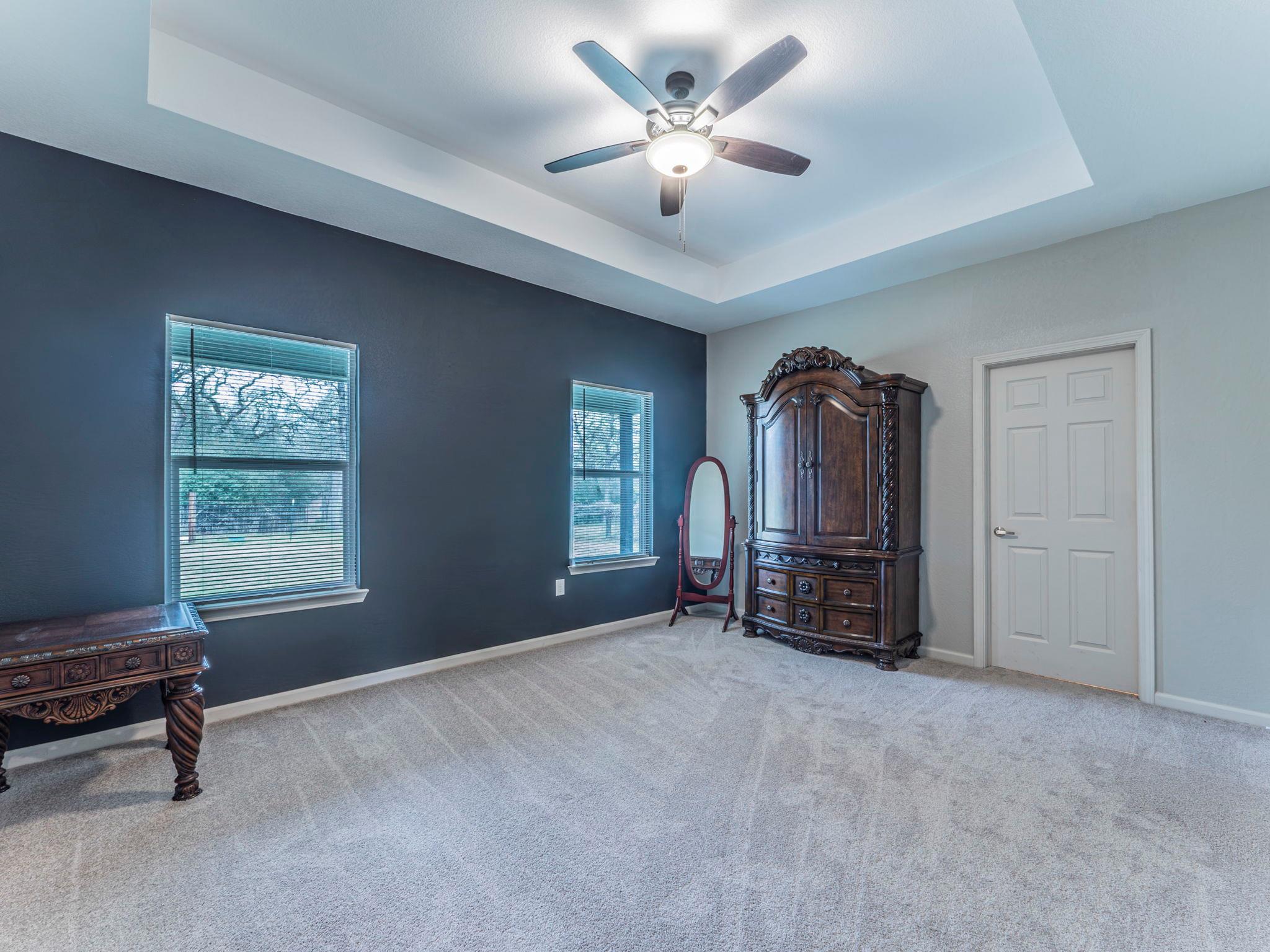 1597 County Road 314, Lexington, TX 78947