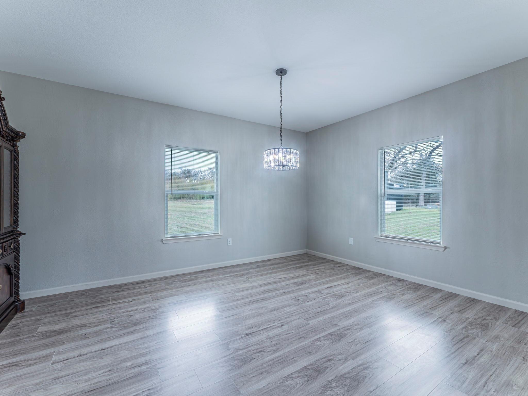 1597 County Road 314, Lexington, TX 78947