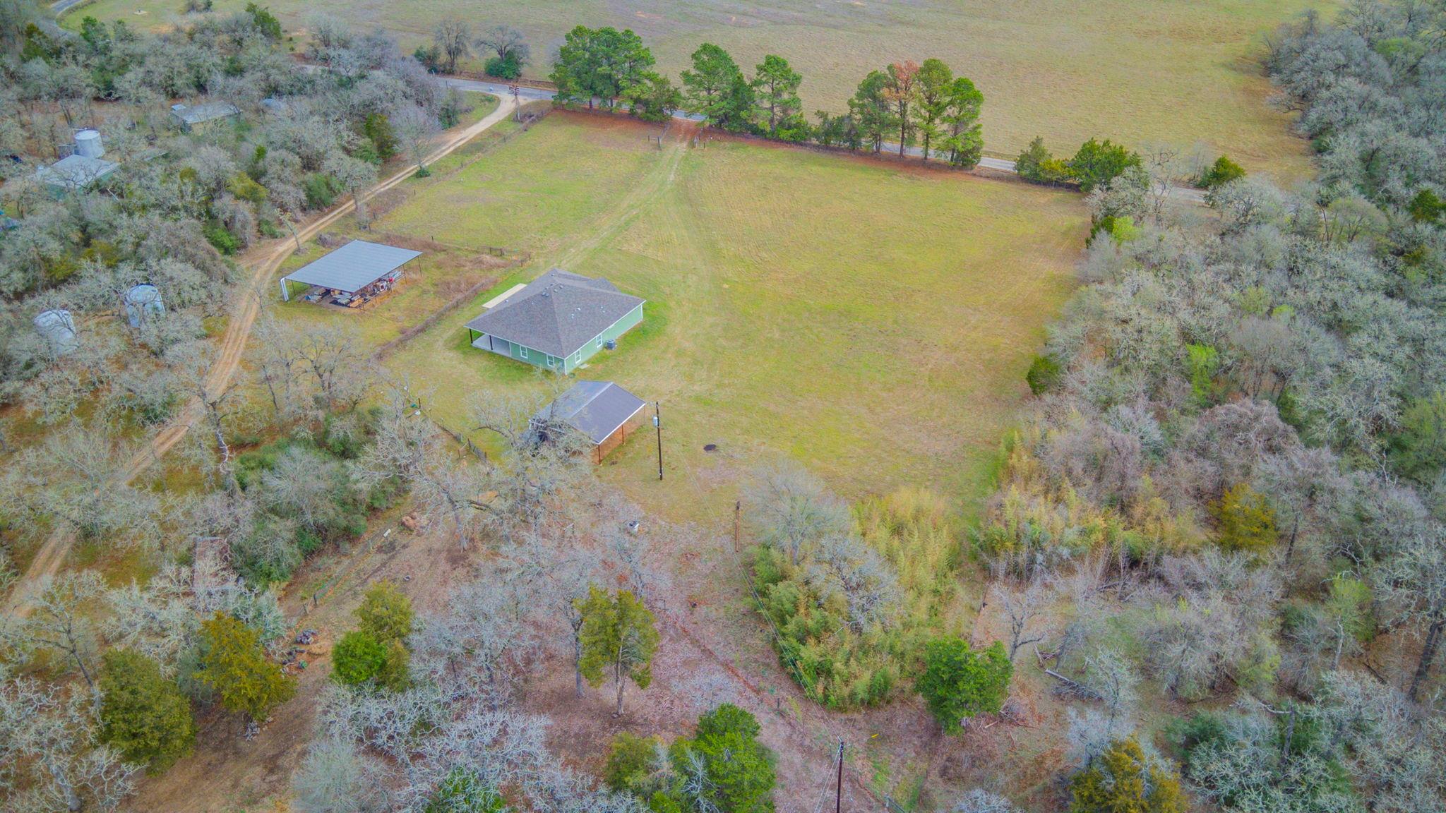 1597 County Road 314, Lexington, TX 78947