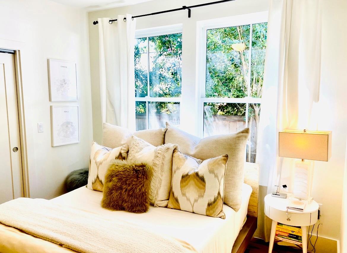 1903 B W 30th St, Austin, TX 78703