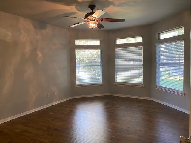 504 Oakwood Blvd, Round Rock, TX 78681