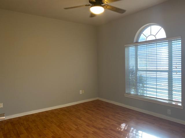 504 Oakwood Blvd, Round Rock, TX 78681