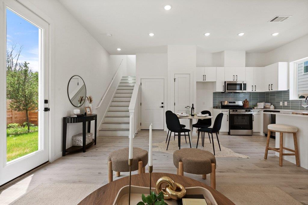 401 N Bluff Dr # 10102, Austin, TX 78745