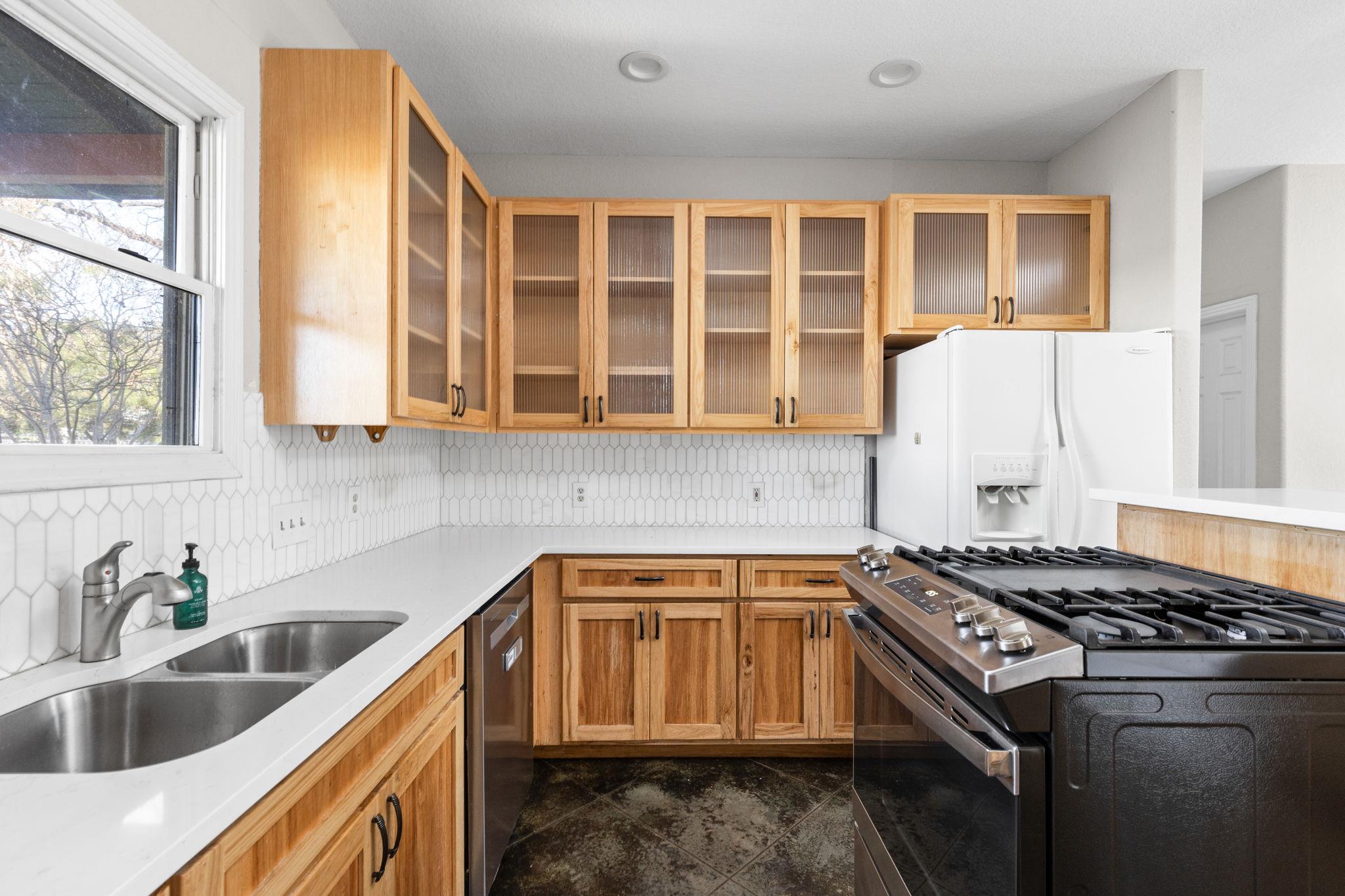 2203 Lindell Ave, Austin, TX 78704