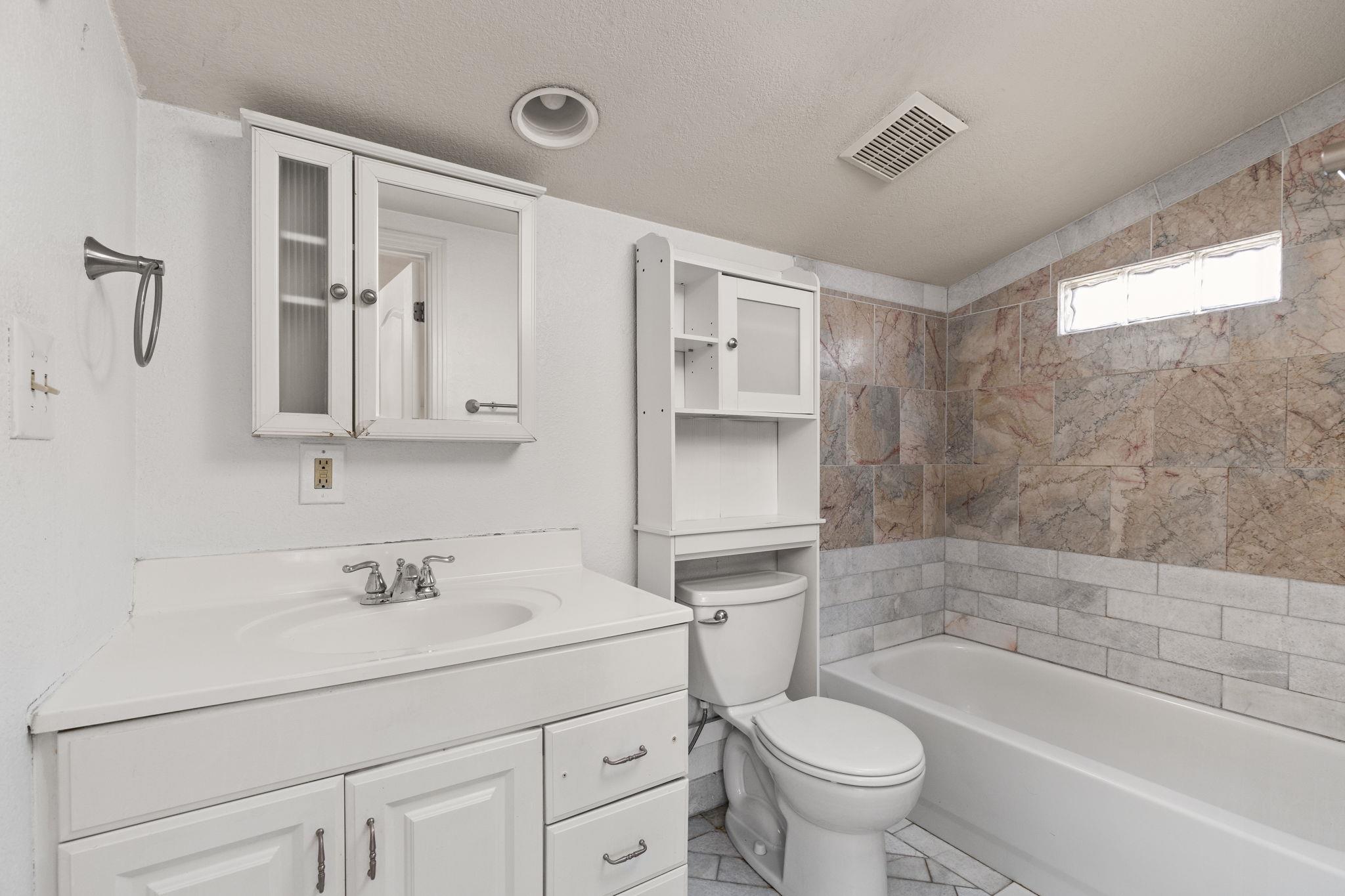 2203 Lindell Ave, Austin, TX 78704