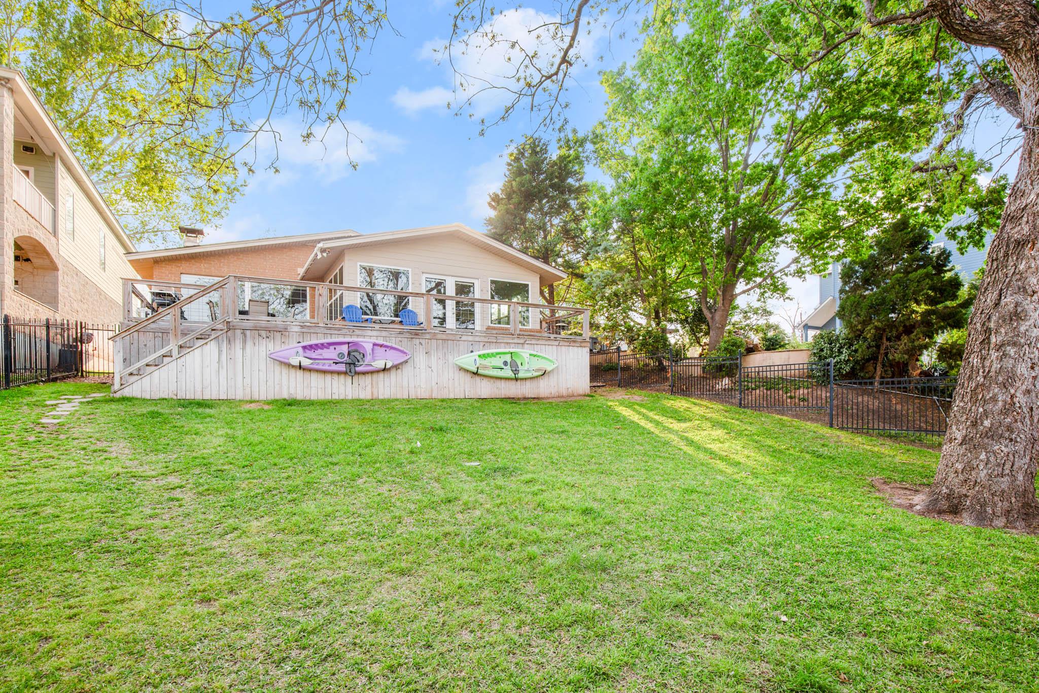 508 Riverside Dr, Kingsland, TX 78639