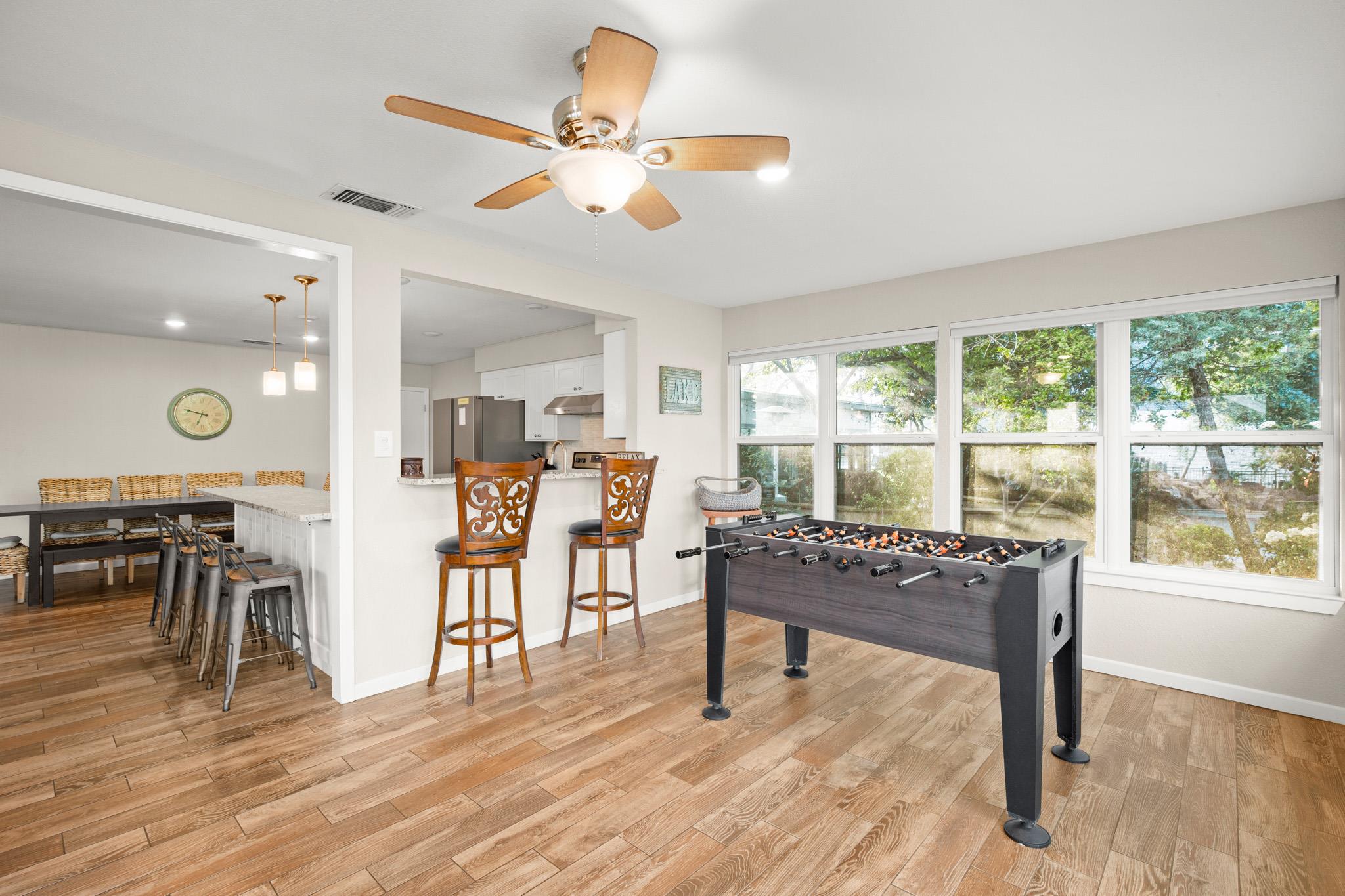 508 Riverside Dr, Kingsland, TX 78639