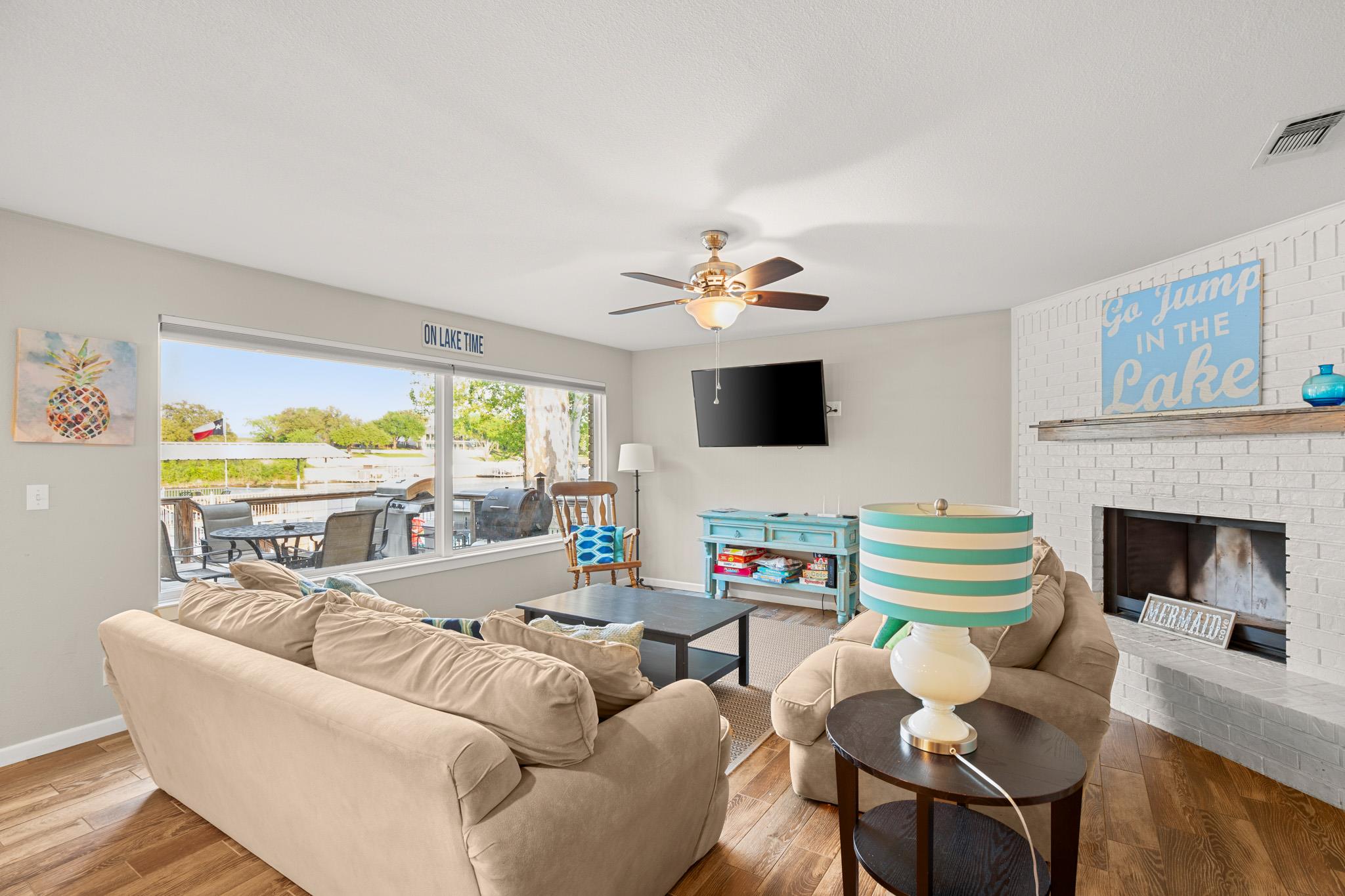 508 Riverside Dr, Kingsland, TX 78639