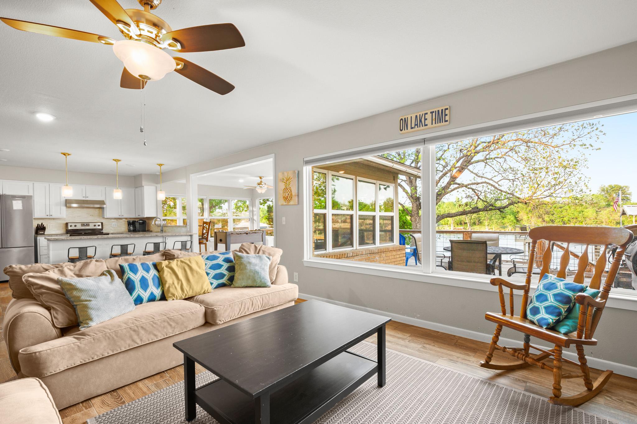 508 Riverside Dr, Kingsland, TX 78639