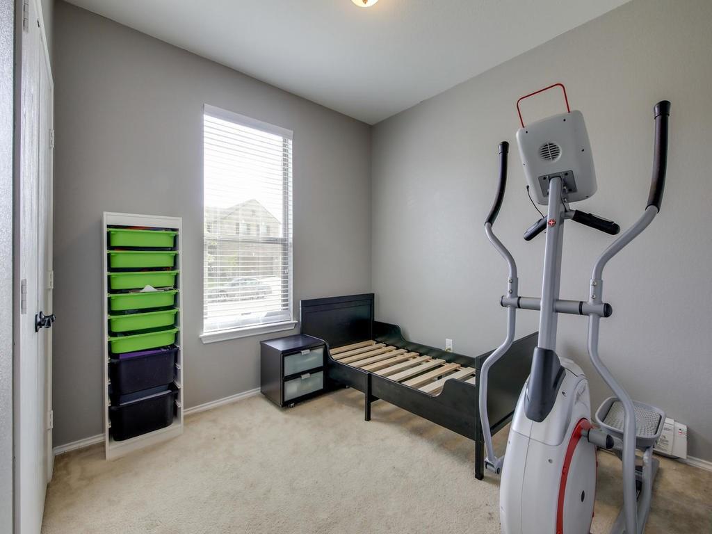 1013 Oatmeal Dr, Pflugerville, TX 78660