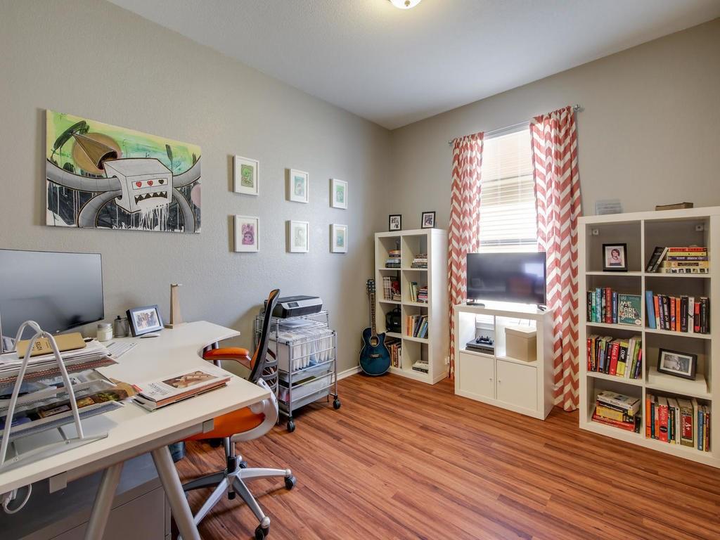 1013 Oatmeal Dr, Pflugerville, TX 78660