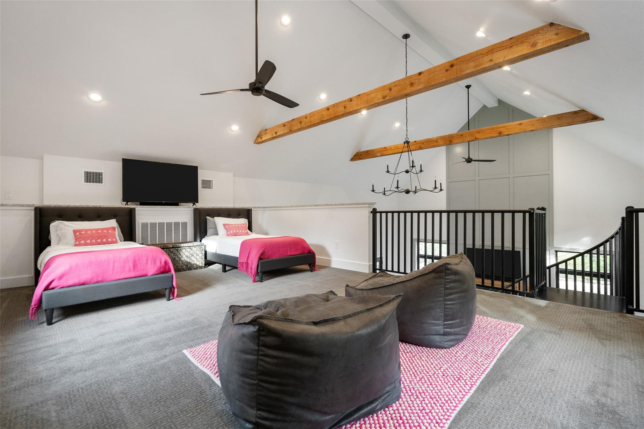 510 Blanco River Ranch Rd, San Marcos, TX 78666