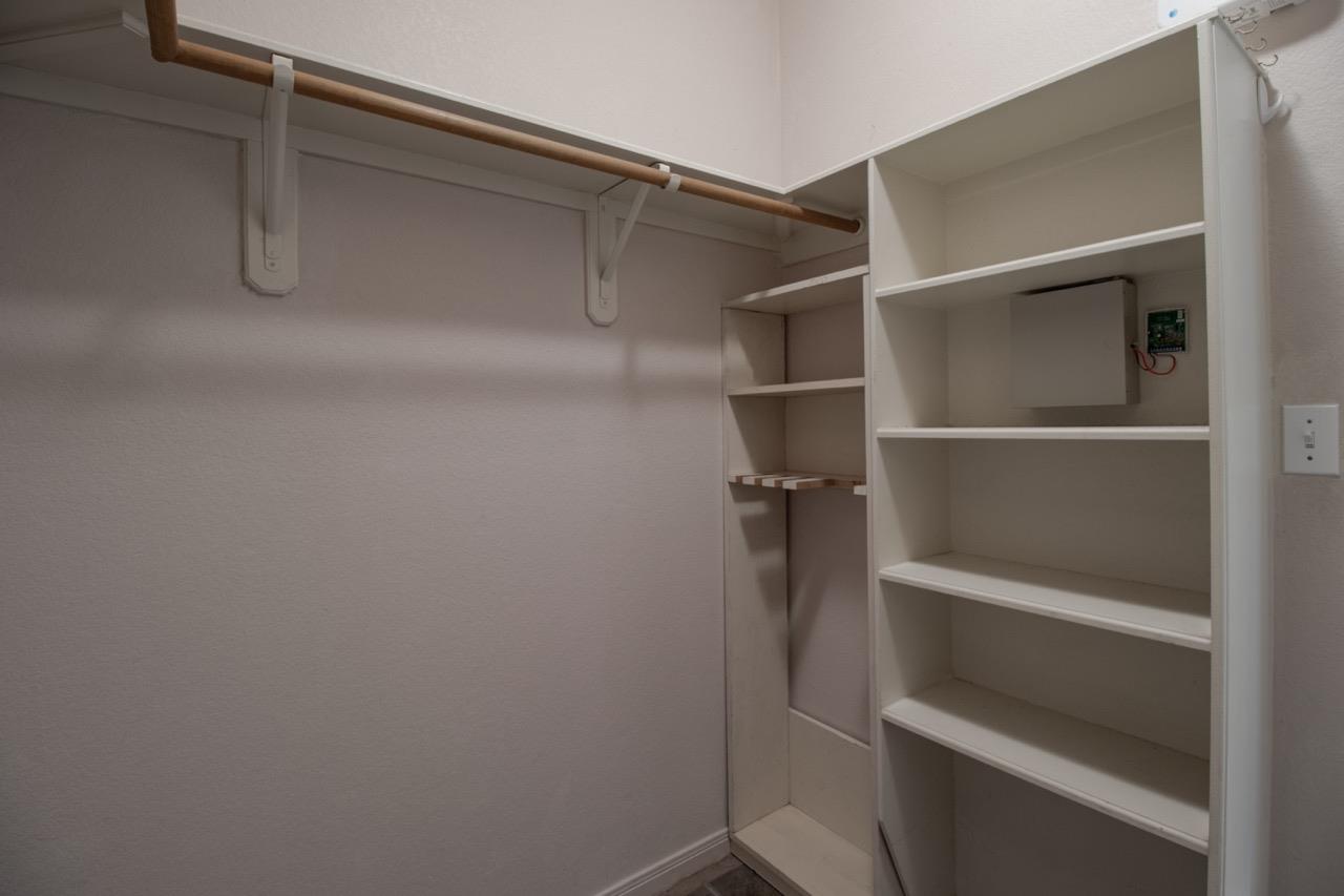 504 Oakwood Blvd, Round Rock, TX 78681