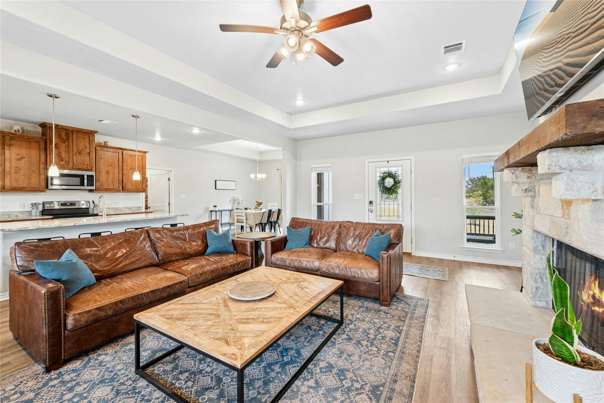 195 Rosebud Ranch Rd, Bertram, TX 78605