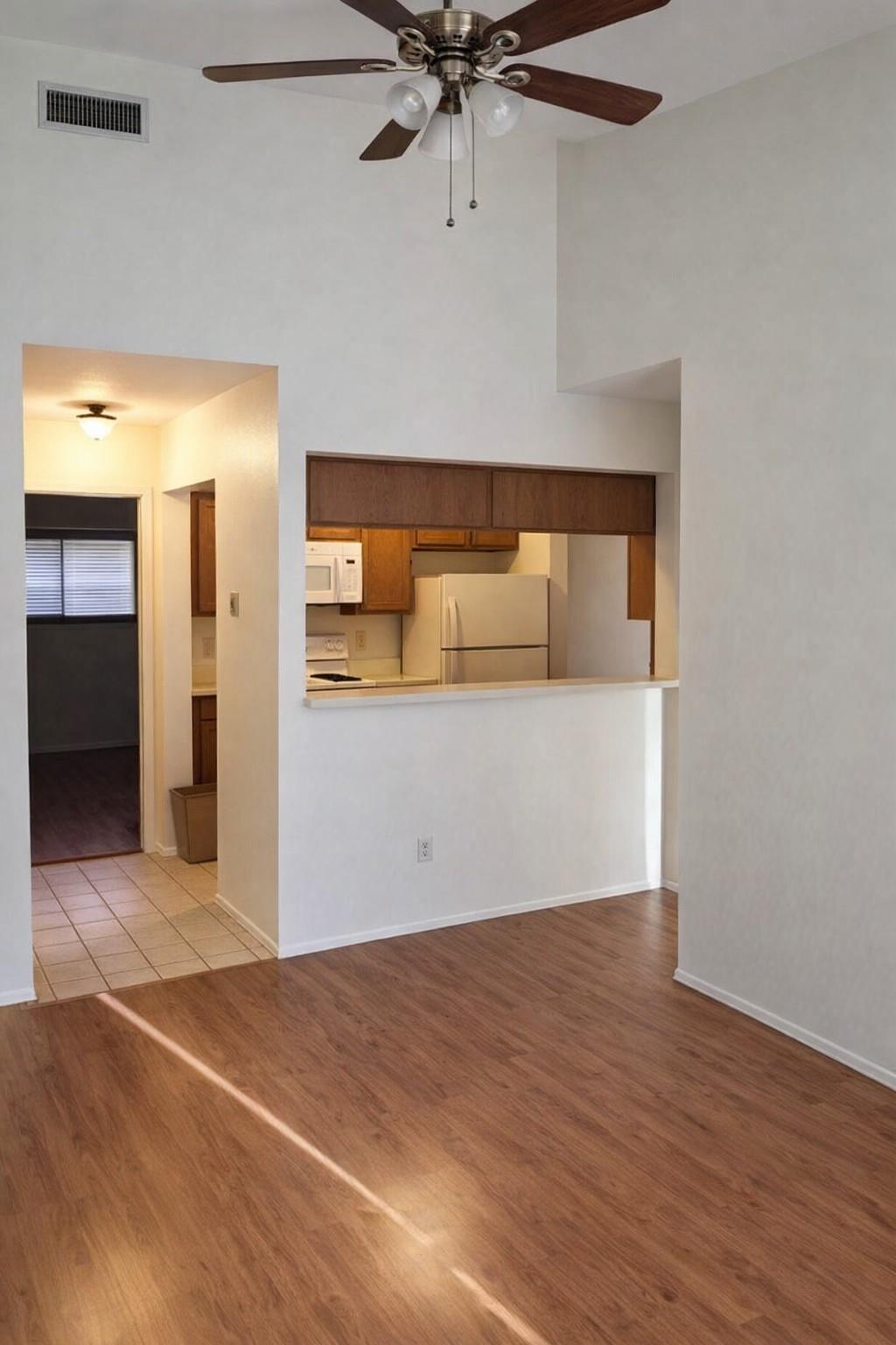 806 W 24th St # 324, Austin, TX 78705