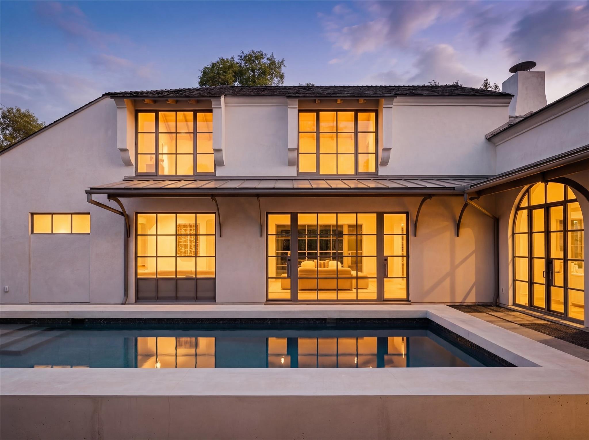 2600 Tanglewood Trl, Austin, TX 78703