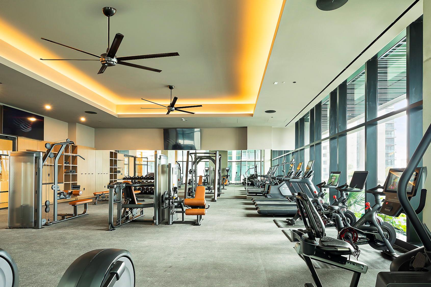 610 Davis St # 2812, Austin, TX 78701