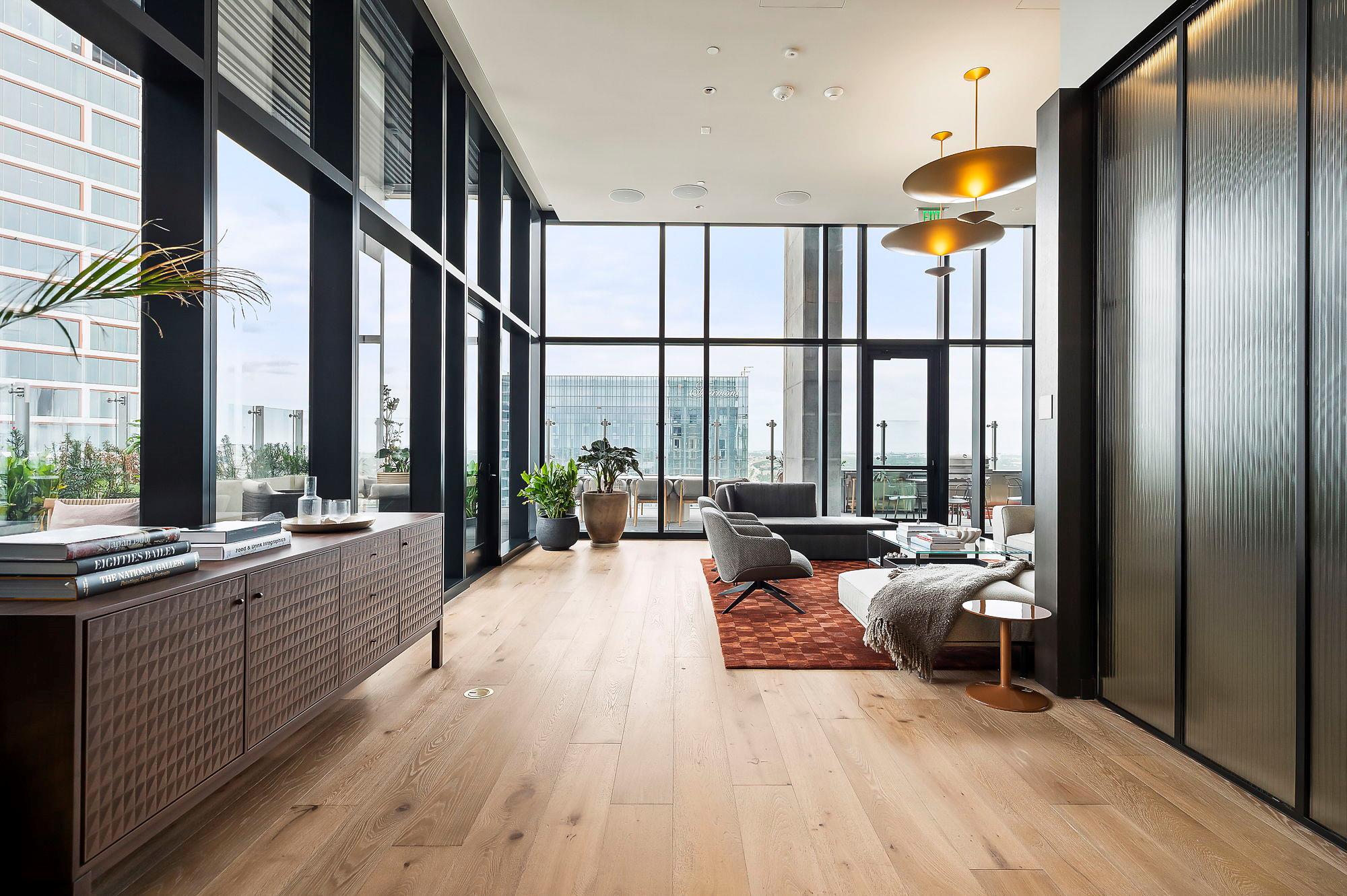 610 Davis St # 2812, Austin, TX 78701