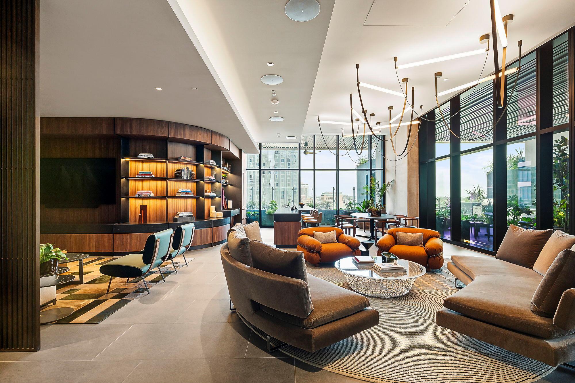 610 Davis St # 2812, Austin, TX 78701