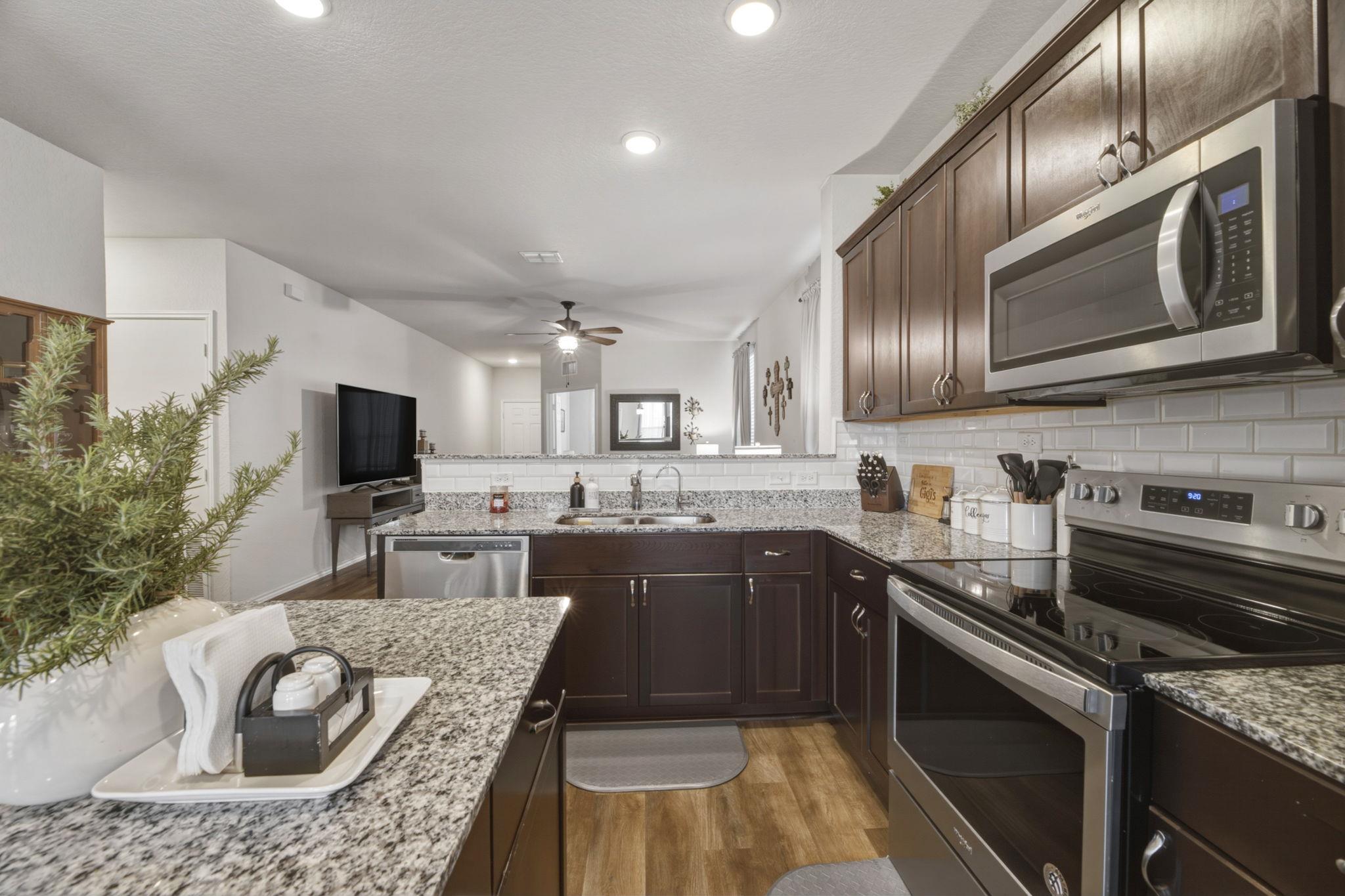 428 Nova Zembla, New Braunfels, TX 78130