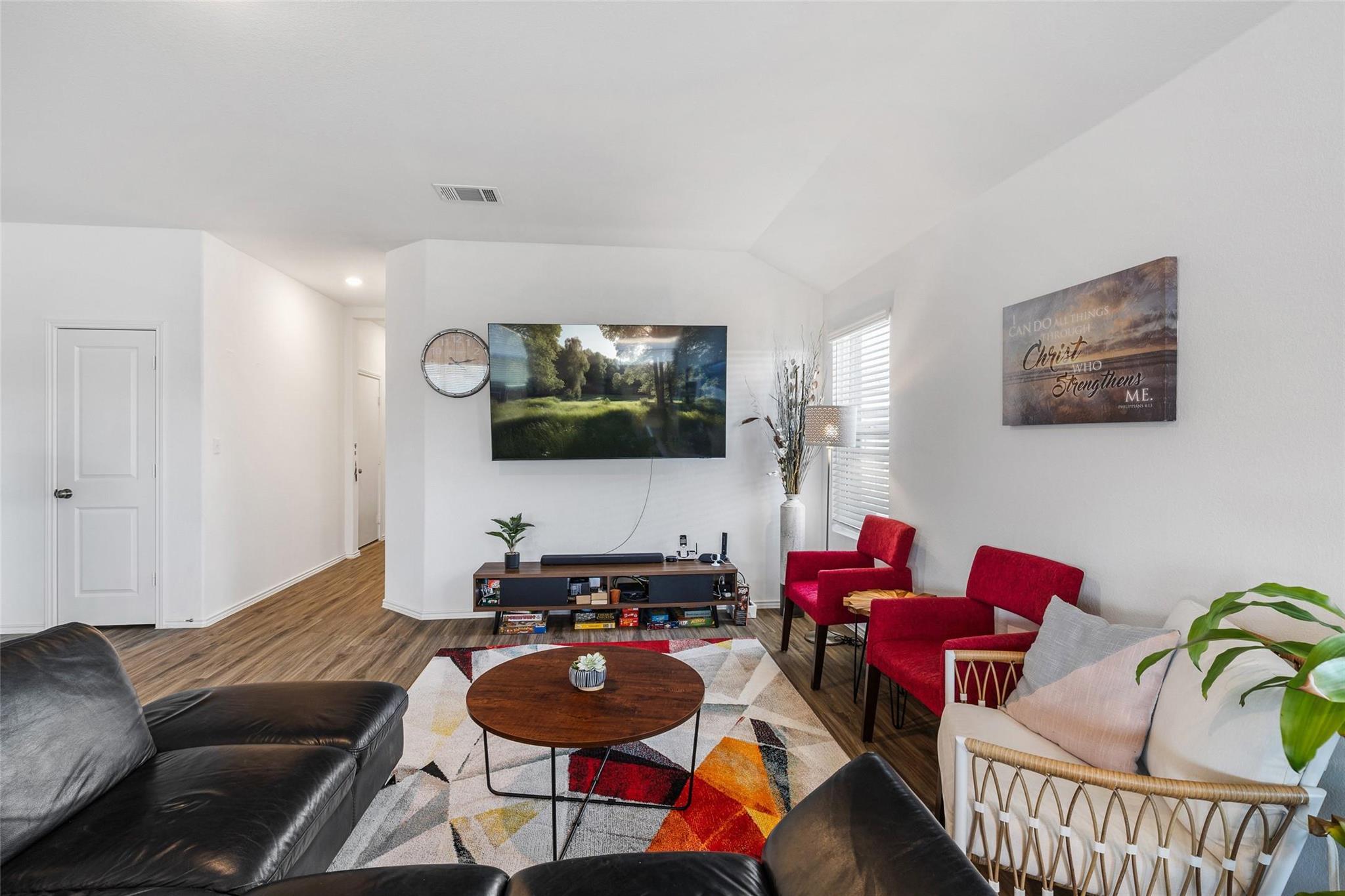 107 Isaac Millsaps Trl, Bastrop, TX 78602