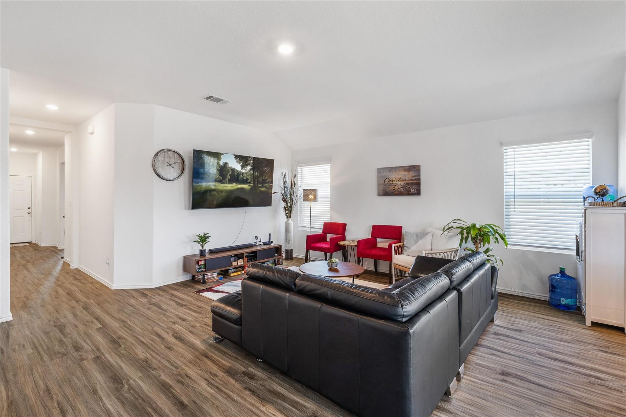 107 Isaac Millsaps Trl, Bastrop, TX 78602